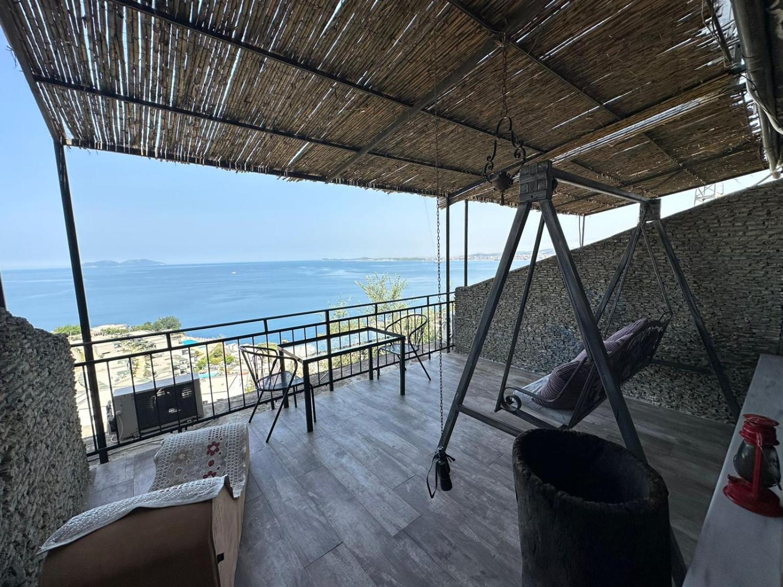 Hotel Vila "Oda E Miqve" Vlorë Exteriör bild